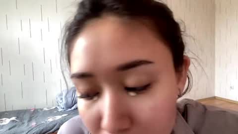 Snapshot of blairstassen chatting on April 2, 7:17 am Mila online show from April 2, 7:17 am