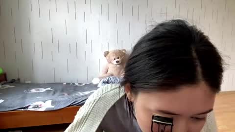 Snapshot of blairstassen chatting on May 2, 10:31 am Mila online show from May 2, 10:31 am