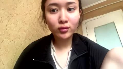 Snapshot of blairstassen chatting on June 5, 3:07 pm Mila online show from June 5, 3:07 pm
