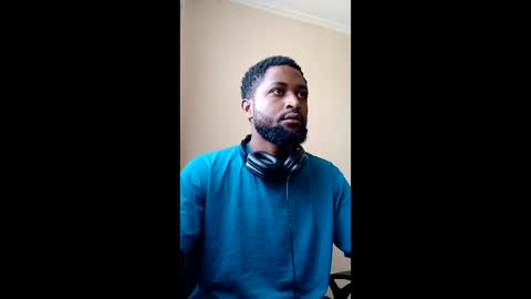 Snapshot of blakchiise chatting on April 22, 5:54 am blakchiise online show from April 22, 5:54 am