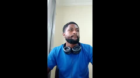 Snapshot of blakchiise chatting on April 23, 12:29 pm blakchiise online show from April 23, 12:29 pm