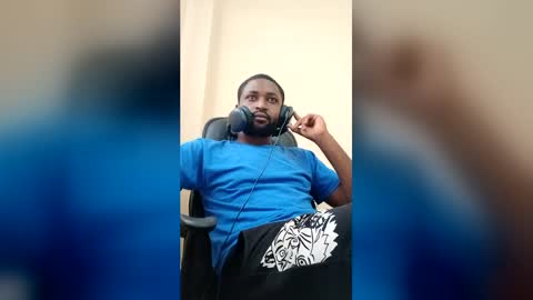 Snapshot of blakchiise chatting on May 21, 5:14 am blakchiise online show from May 21, 5:14 am