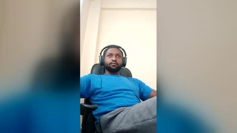 Snapshot of blakchiise chatting on May 22, 5:36 am blakchiise online show from May 22, 5:36 am