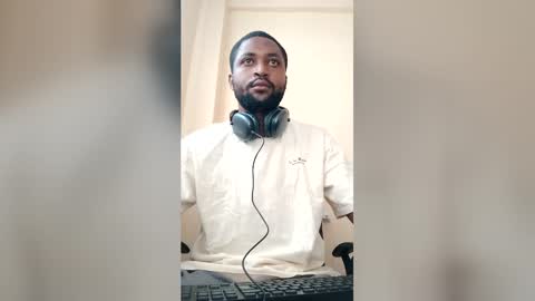 Snapshot of blakchiise chatting on May 24, 5:23 am blakchiise online show from May 24, 5:23 am