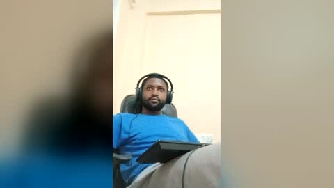 Snapshot of blakchiise chatting on May 28, 4:48 pm blakchiise online show from May 28, 4:48 pm