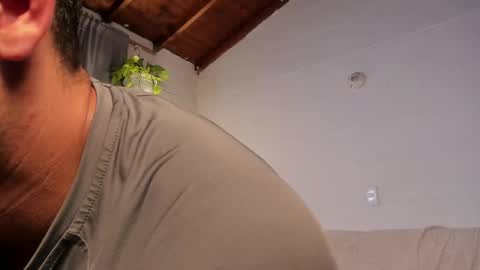 Snapshot of blake_levi chatting on February 23, 10:53 pm Blake Levi Independent Model online show from February 23, 10:53 pm