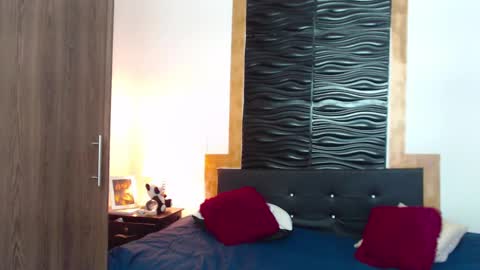 Snapshot of blakeadamss chatting on December 4, 2:59 pm Just Blake online show from December 4, 2:59 pm