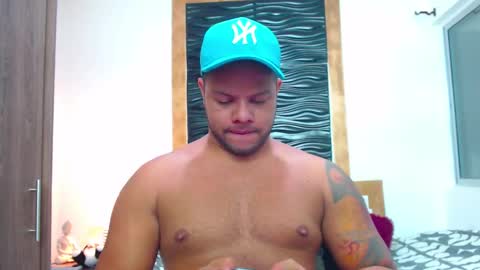 Snapshot of blakeadamss chatting on January 5, 11:33 pm Just Blake online show from January 5, 11:33 pm