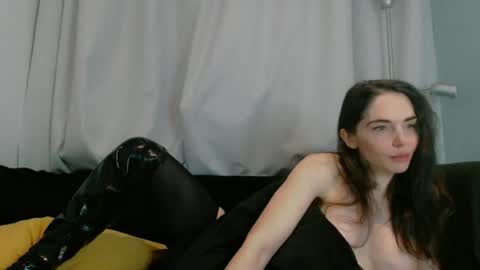Snapshot of blakebexley chatting on June 21, 2:47 am Blake Bexley online show from June 21, 2:47 am