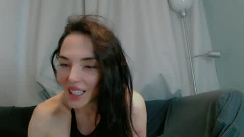 Snapshot of blakebexley chatting on June 28, 2:50 am Blake Bexley online show from June 28, 2:50 am