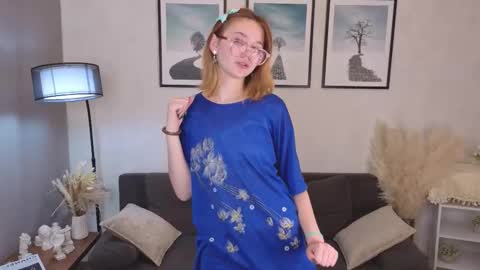 Eliza online show from October 17, 10:07 am