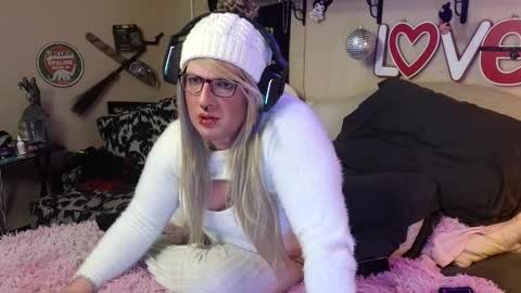 Snapshot of blakelytgirl chatting on February 6, 5:30 pm Blakely Morningstar online show from February 6, 5:30 pm