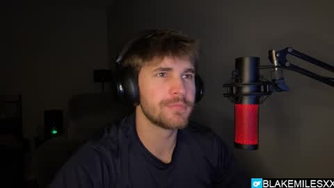 Snapshot of blakemiles2 chatting on February 15, 3:58 am Blake Miles online show from February 15, 3:58 am