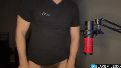 Snapshot of blakemiles2 chatting on March 1, 2:35 am Blake Miles online show from March 1, 2:35 am