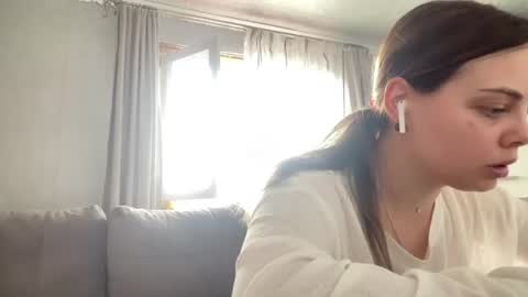 Snapshot of blanchbunt chatting on June 29, 10:15 am Angel online show from June 29, 10:15 am