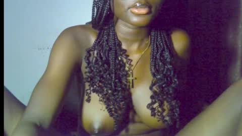 nikky00 online show from April 6, 10:11 pm