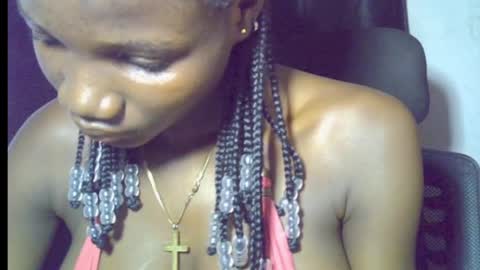 Snapshot of blaq_melanin chatting on May 31, 7:26 am nikky00 online show from May 31, 7:26 am