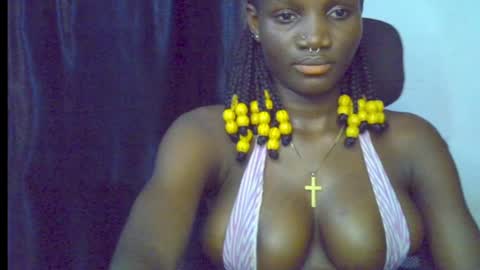 Snapshot of blaq_melanin chatting on June 15, 9:06 pm nikky00 online show from June 15, 9:06 pm