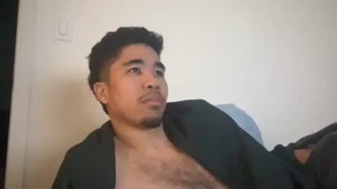 Snapshot of blasian4 chatting on February 5, 1:11 pm blasian4 online show from February 5, 1:11 pm