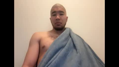 Snapshot of blasian4 chatting on November 1, 4:20 pm blasian4 online show from November 1, 4:20 pm