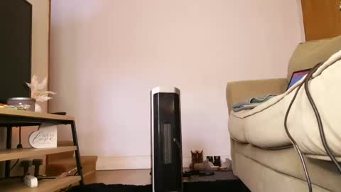 Snapshot of blasianangel444 chatting on March 13, 6:36 pm blasianangel444 online show from March 13, 6:36 pm