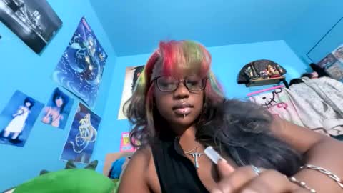 Snapshot of blasiangyal chatting on February 20, 1:24 am blasiangyal online show from February 20, 1:24 am