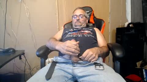 Snapshot of blazingslow chatting on August 2, 6:56 am blazingslow online show from August 2, 6:56 am