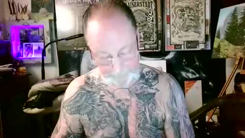 blindsurfer780299 online show from March 16, 6:28 am