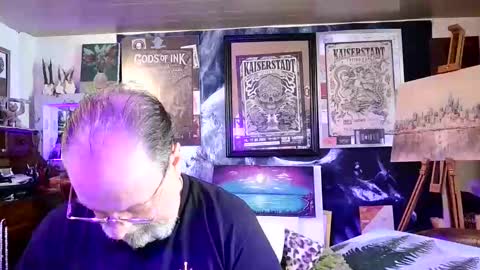 Snapshot of blindsurfer780299 chatting on April 14, 9:37 am blindsurfer780299 online show from April 14, 9:37 am