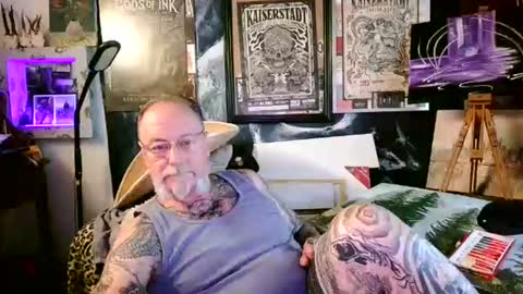 Snapshot of blindsurfer780299 chatting on July 5, 5:09 pm blindsurfer780299 online show from July 5, 5:09 pm