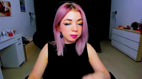 Nicole online show from January 20, 9:46 am