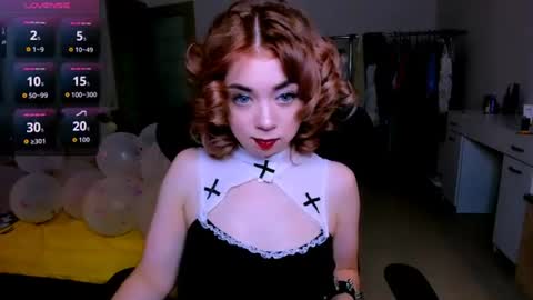 Snapshot of blinkofeyess chatting on July 24, 2:48 pm Nicole online show from July 24, 2:48 pm