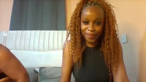 Snapshot of bliss_diva chatting on October 1, 4:46 pm Bliss diva online show from October 1, 4:46 pm