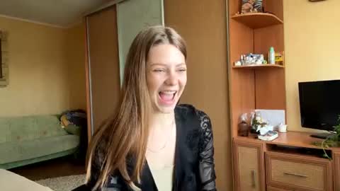 Snapshot of blisstouch_9 chatting on July 1, 7:32 am Stella online show from July 1, 7:32 am