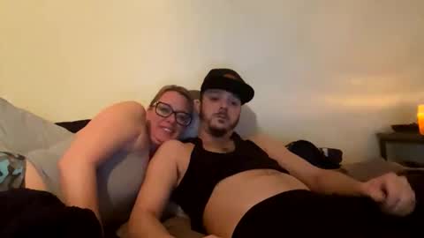 Snapshot of blitz8477 chatting on October 25, 9:17 am blitz8477 online show from October 25, 9:17 am