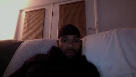 Snapshot of blksurfher chatting on December 21, 11:28 am blksurfher online show from December 21, 11:28 am