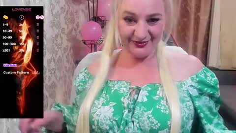 blond_ledi online show from March 12, 8:10 pm