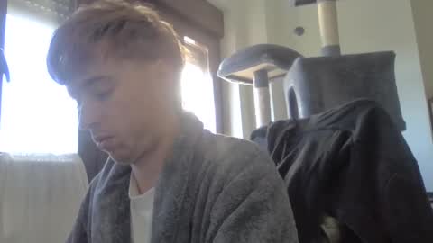 Snapshot of blondboxxx chatting on January 16, 9:59 am blondboxxx online show from January 16, 9:59 am