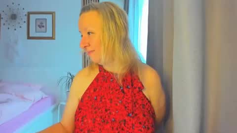 Nicole online show from January 8, 11:54 am