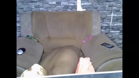 Snapshot of blonde_creamy chatting on May 16, 10:23 am blonde_creamy online show from May 16, 10:23 am