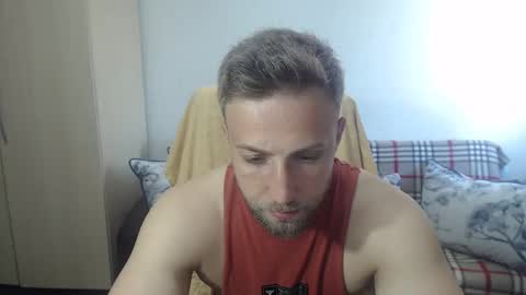 Snapshot of blondeagle chatting on June 5, 3:18 pm Mr Blond online show from June 5, 3:18 pm