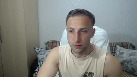 Snapshot of blondeagle chatting on June 19, 8:45 pm Mr Blond online show from June 19, 8:45 pm