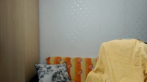 Snapshot of blondeagle chatting on July 17, 8:57 pm Mr Blond online show from July 17, 8:57 pm