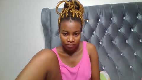 Snapshot of blondebarbiey chatting on March 8, 4:55 pm blonde online show from March 8, 4:55 pm