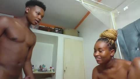 Snapshot of blondebarbiey chatting on July 16, 1:17 pm blonde online show from July 16, 1:17 pm