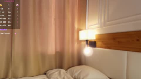 Snapshot of blondoll chatting on May 1, 1:32 am blondoll online show from May 1, 1:32 am