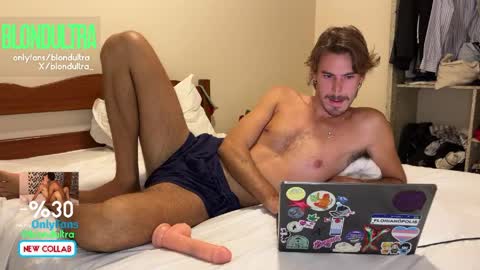Snapshot of blondultra chatting on May 8, 6:57 pm blondultra online show from May 8, 6:57 pm