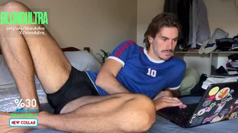 Snapshot of blondultra chatting on May 27, 8:06 pm blondultra online show from May 27, 8:06 pm