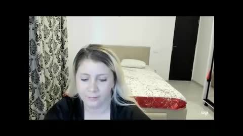 blondysarah online show from February 23, 2:36 pm