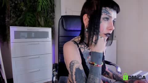 Mary online show from April 6, 4:46 am